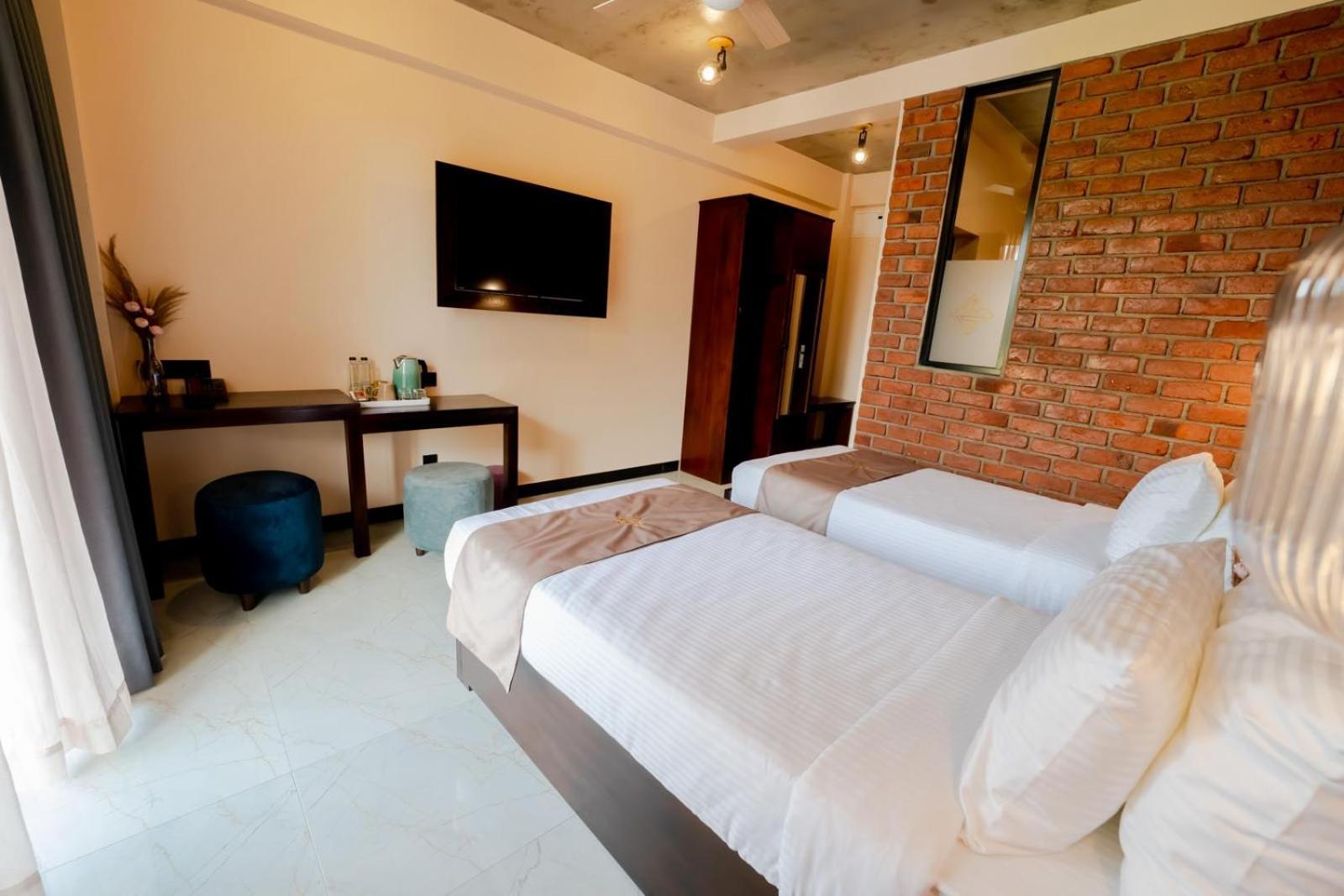 Limeshine - Airport Transit Hotels & Residences Katunayaka Exterior photo