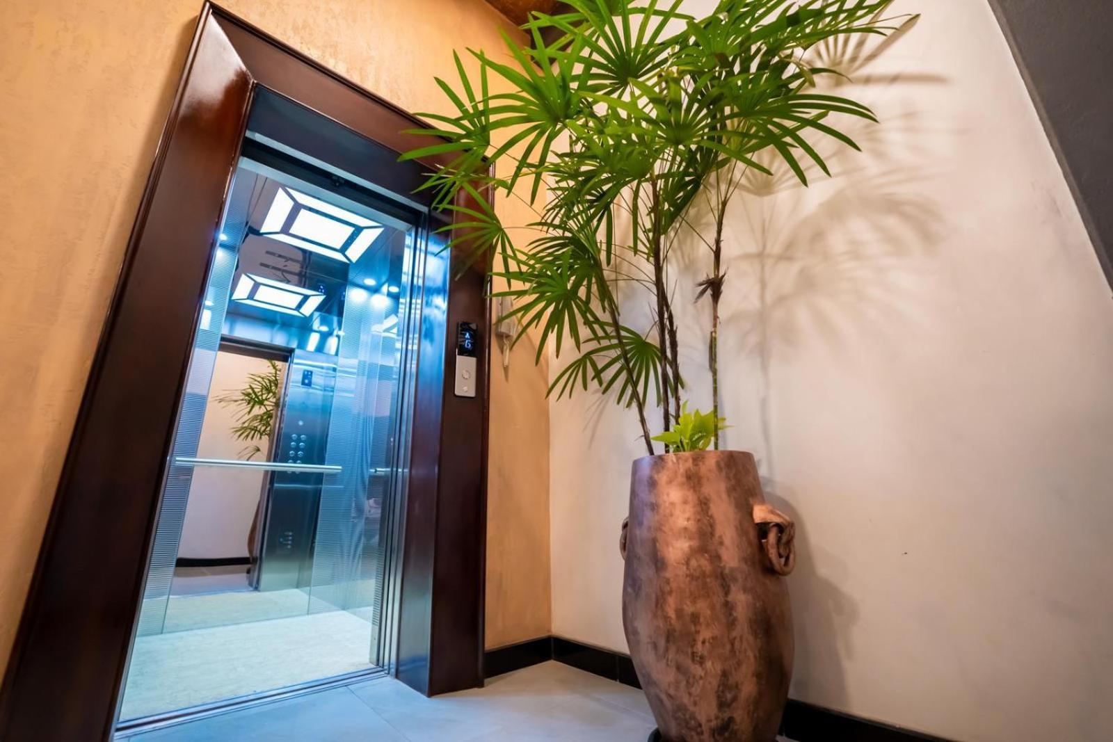 Limeshine - Airport Transit Hotels & Residences Katunayaka Exterior photo